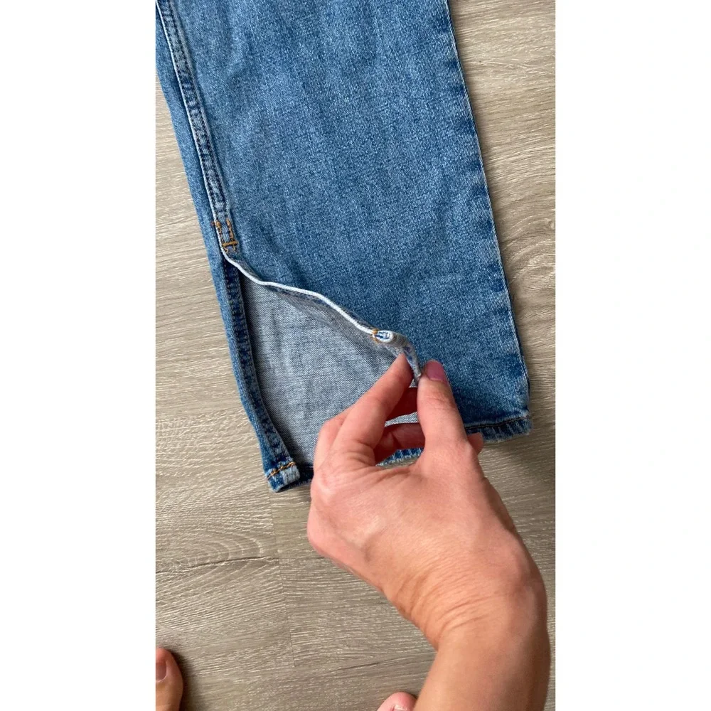 Abercrombie & Fitch The Skinny High Rise Jeans Medium Wash Side Slit Size 33 16L